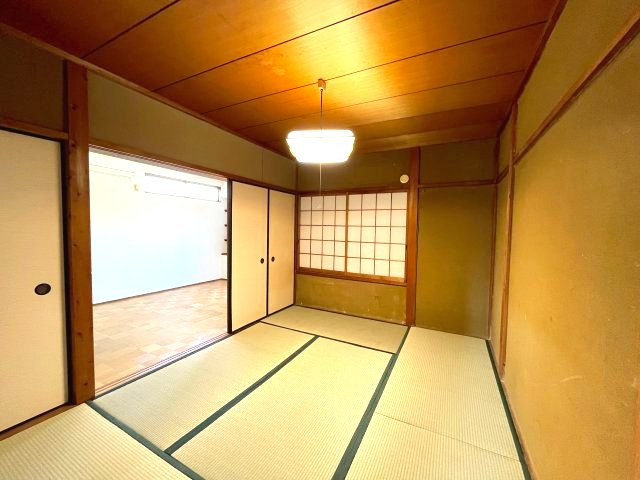 上桂森下町貸家の和室|い草の香りが落ち着く素敵な和室です