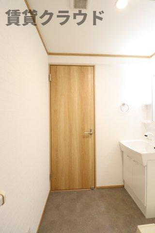 末広ウッドヴィレッジの洗面所|コンパクトで使いやすい洗面所
