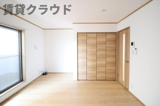 末広ウッドヴィレッジの居間・リビング|おしゃれな居間です