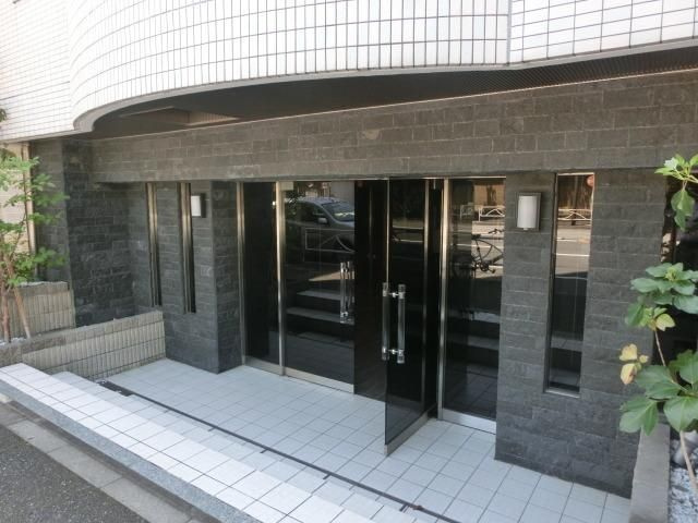 リガーレ本所吾妻橋のエントランス