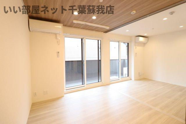 アヴァンスコート参番館の居間・リビング|ゆったり過ごせる居間です