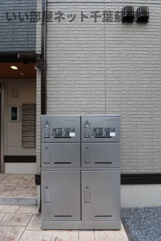 アヴァンスコート参番館のその他共用部分|宅配ボックスがあると、自分の時間を有効活用できますね！