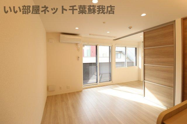 アヴァンスコート参番館の居間・リビング|おしゃれなリビングです