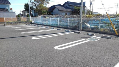 【駐車場】 | マードレ六番館