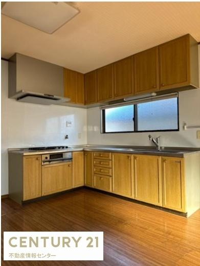 【キッチン】 | 2階キッチンはL字型のシステムキッチン設置！