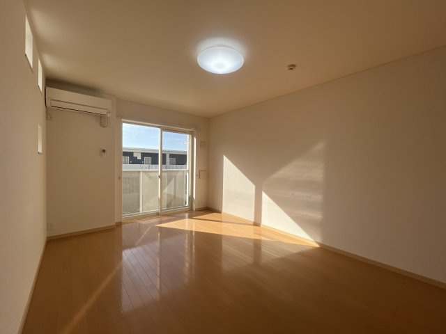 サン　クレメントＡの子供部屋