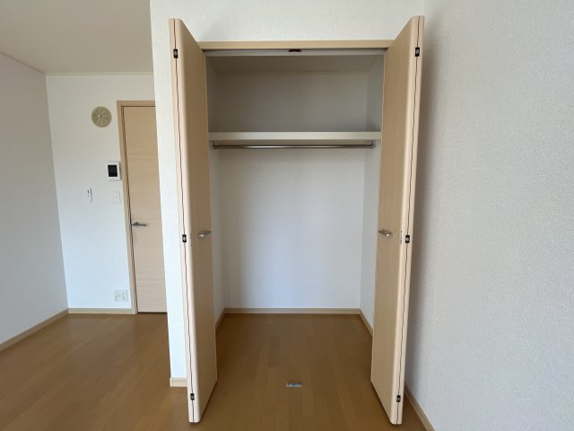 サン　クレメントＡの収納