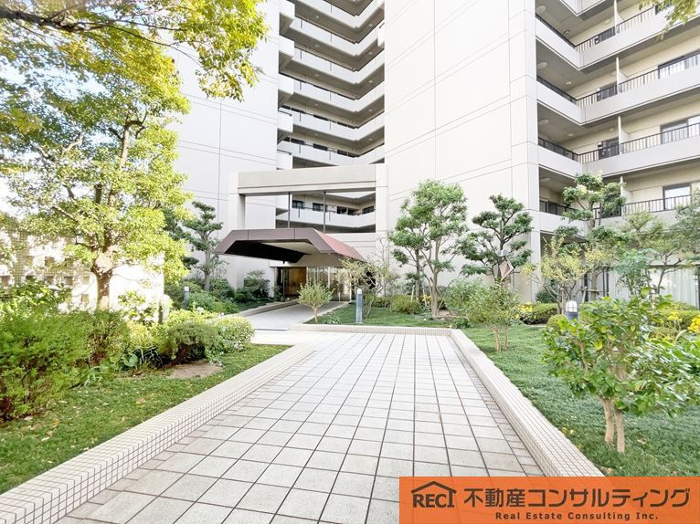 ラ・ヴィーダ西宮の周辺