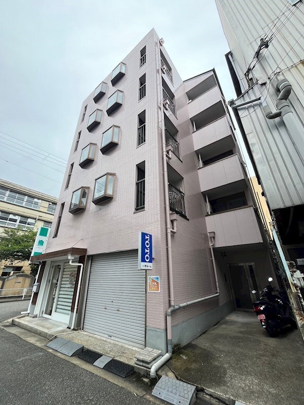 パークプレース鳴尾の外観