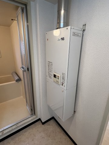 ☆脱衣場給湯機設置☆