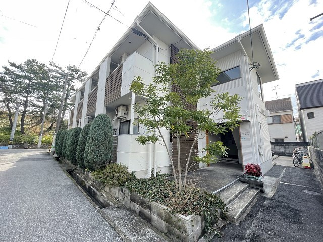 せせらぎフラットの外観