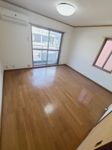 ソレイユの居間・リビング