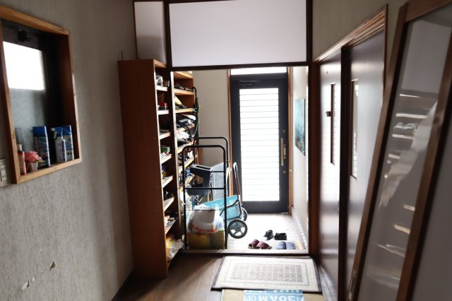 【中古戸建】池田町池田の玄関