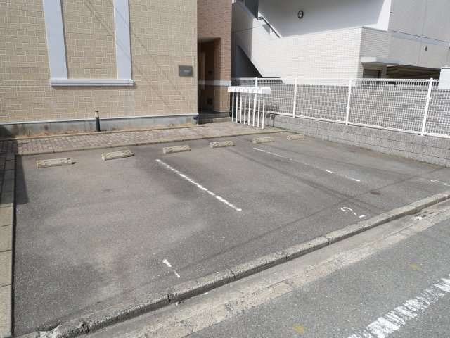 【駐車場】 | コンフォールさくら | コンフォールさくらの駐車場