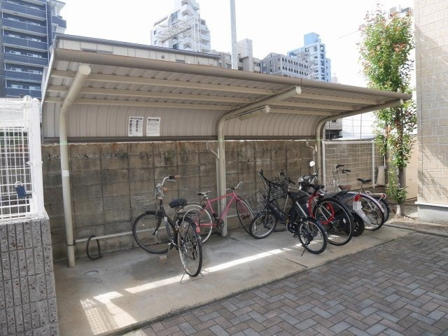 【その他共用部分】 | コンフォールさくら | コンフォールさくらの駐輪場