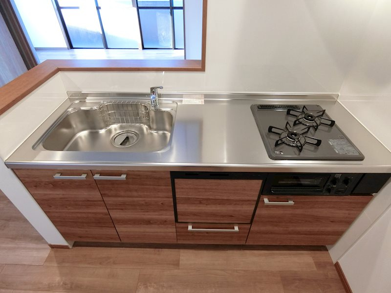 ジョイ御池のキッチン|キッチンです。2口ガスコンロ付きです。