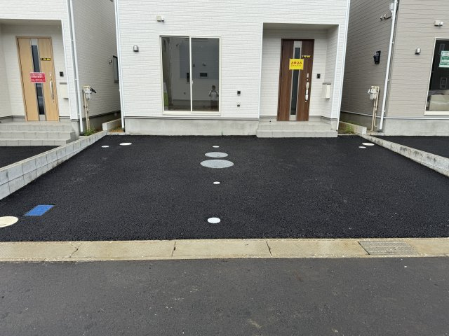 市川市下貝塚新築戸建（下貝塚第３）の駐車場|2号棟駐車スペース・並列２台駐車可