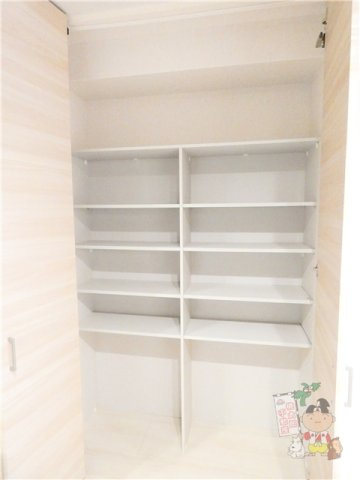 プレミアス学南の収納