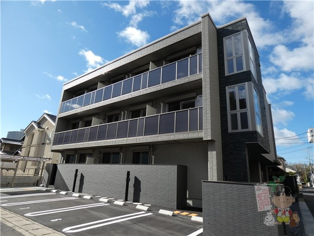 プレミアス学南の外観