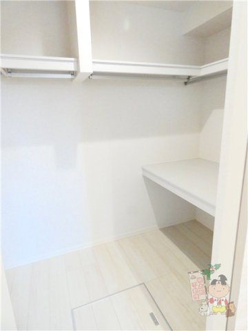 プレミアス学南の収納