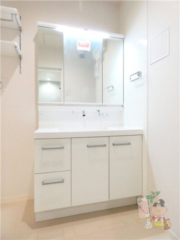 プレミアス学南の洗面所