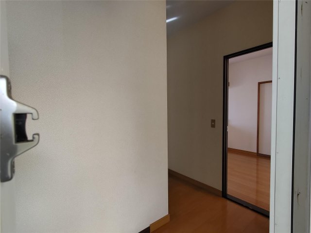 上津コーポ　Ｅ棟の玄関