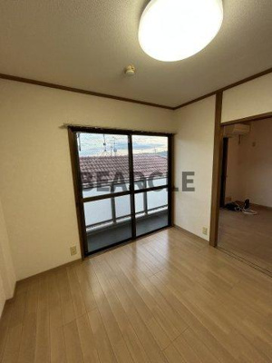 【洋室】 | メゾンソレイユ | 広々とした洋室です