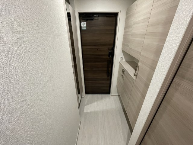 メゾン・ド・シルヴァの玄関