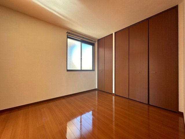 リファインド二ツ屋の内装