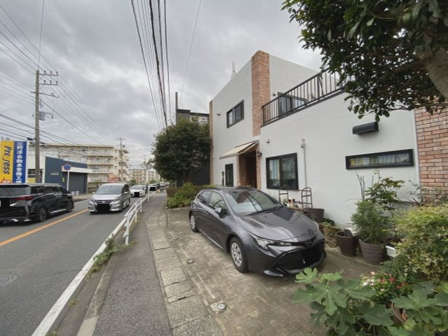 屋上付き二世帯住宅　八千代台北７丁目　RC造中古戸建の外観