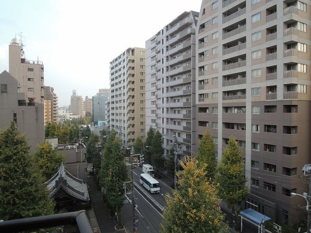 内田ビルの展望