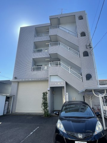 ６４１１３　ハイツ庵　岐阜市庵町アパートの外観