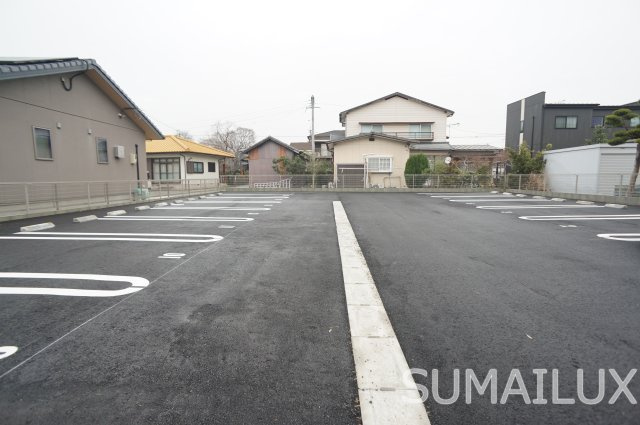 熊本市南区南高江１丁目のアパートの駐車場