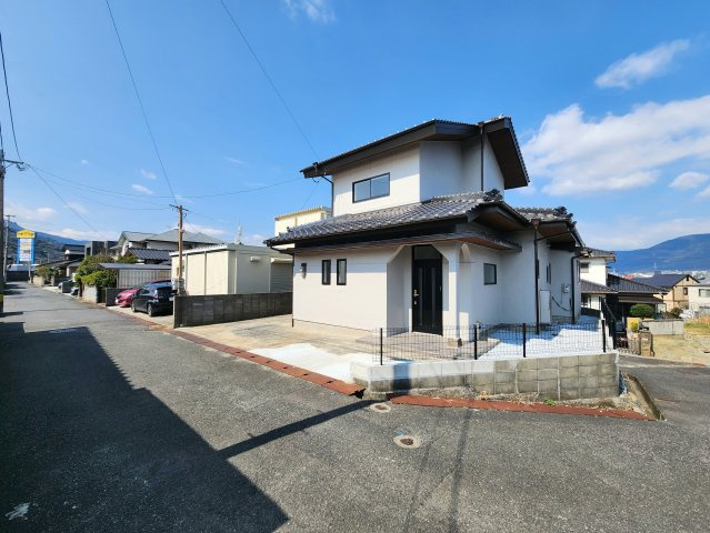 RESET HOUSE－リセットハウス小倉南区朽網西2丁目2期　【小倉南区　中古戸建て】の駐車場|4LDKリノベーション物件♪【小倉南区　中古戸建　リノベーション】