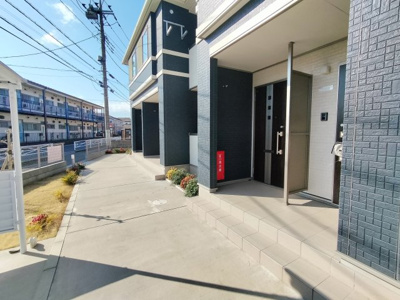 【エントランス】 | Lapis | 毎日通るエントランスはこのようになっています