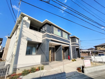 【外観】 | Lapis | ★ネット無料★追炊き★浴室乾燥★都市ガス★3口コンロ★