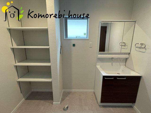 上尾市原市　戸建て　Next上尾市原市　01の独立洗面台|10/12　撮影済み