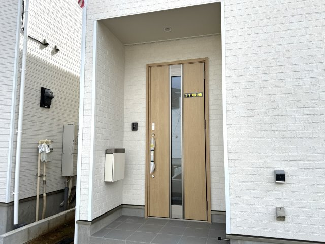 市川市下貝塚新築戸建（下貝塚第３）のエントランス|エントランス・玄関ポーチ