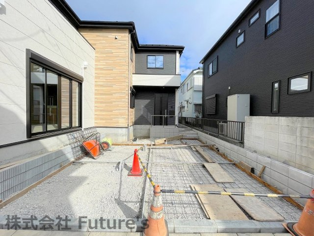 流山市鰭ヶ崎　新築戸建　全2棟　1号棟の駐車場|カースペースがあります