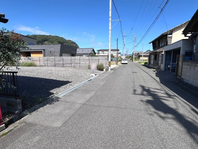 売土地　大垣市赤坂町　77.68坪の前面道路含む現地写真