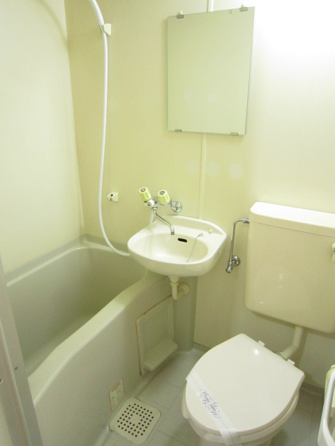 ベルメゾンアルヴェの浴室