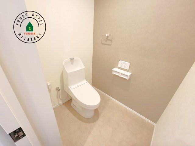 都城市前田町(1号棟）のトイレ|温水洗浄便座を完備しております。