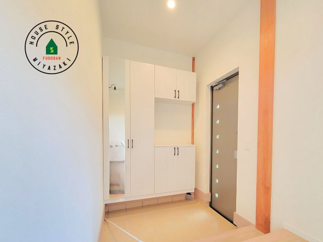 都城市前田町(1号棟）の防犯設備|二重ロックでしっかり防犯対策ができます。