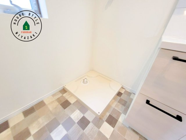 都城市前田町(1号棟）のランドリースペース|ランドリースペースとなります。広々して有効的にご使用できます。 