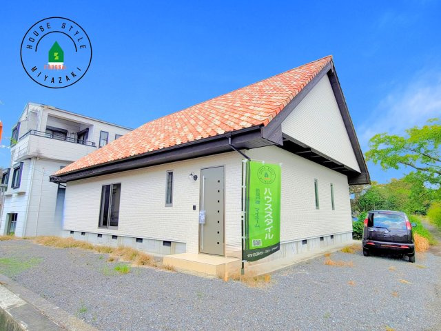 都城市前田町(1号棟）の前面道路含む現地写真|住宅ローン無料相談会開催中です！「総額いくらかかるの？」スタッフがお一人お一人に合ったプランで、シミュレーション致します