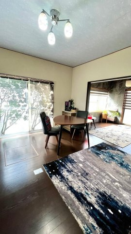 熊取町　戸建の居間・リビング