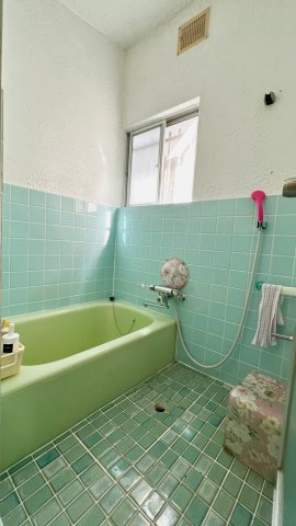 熊取町　戸建の浴室