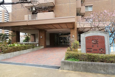 【エントランス】 | 淀川リバーサイドタウン桜第2コーポ | スーパーも近く買物便利♪毛馬桜ノ宮公園もスグ♪