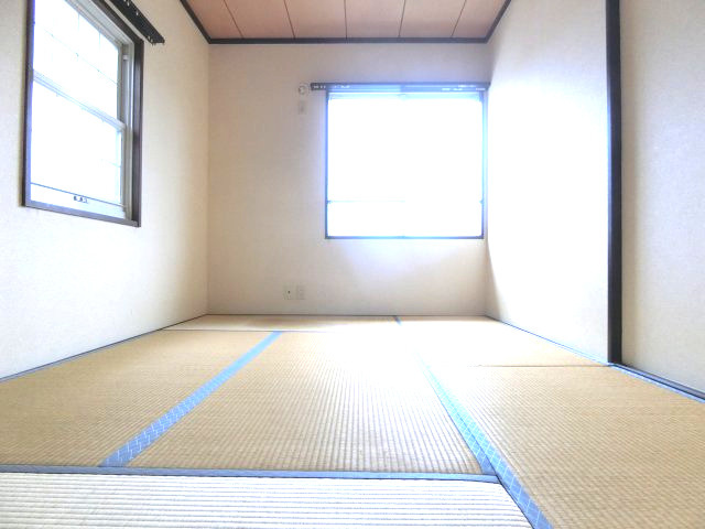 メゾン・ド・グリュの和室|同物件別部屋