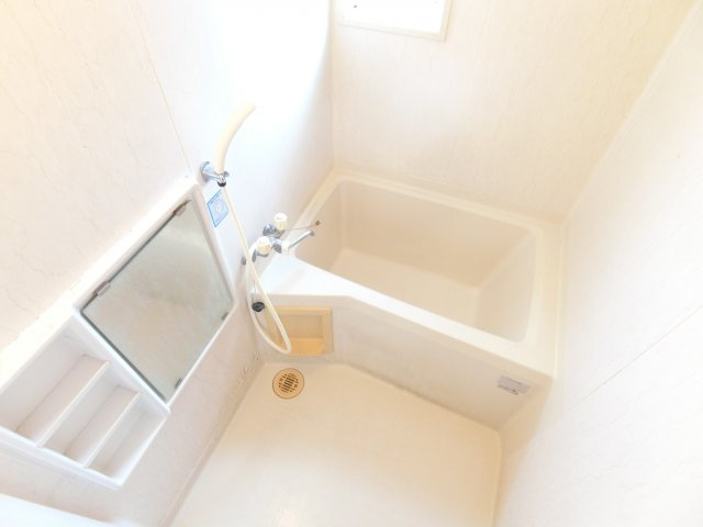 メゾン・ド・グリュの浴室|同物件別部屋